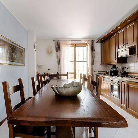Апартаменты Garden House Fiera Milano Перо Экстерьер фото